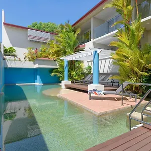 Macrossan House Boutique **** Port Douglas