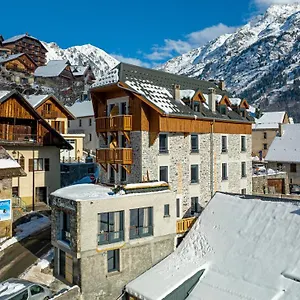Hotel Madame Les Cimes ***